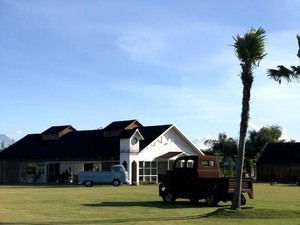 Rustic Market Natura Surabaya: Kafe Estetik Nuansa Eropa di Surabaya