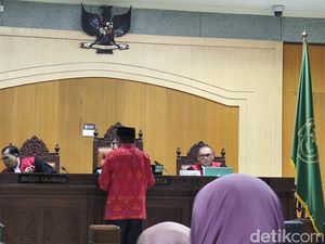 Eks Sekda NTB Ngaku Jadi Kambing Hitam di Korupsi Pembangunan NCC