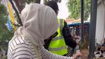 POV Tantri Kotak Jalan Kaki ke Monas-Nyeberang Kali Buat Manggung di HUT TNI