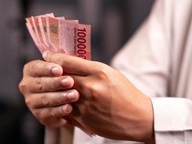 Bansos Rp 900 Ribu Cair Mulai Hari Ini, Segera Cek Status Penerima!