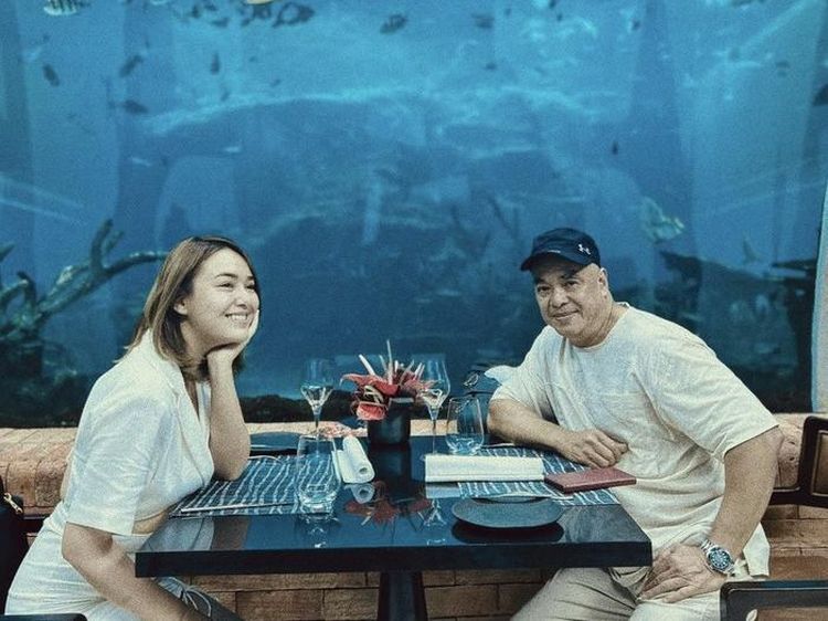 Potret Manis Amanda Manopo Saat Kulineran dan Ngopi Bareng Keluarga