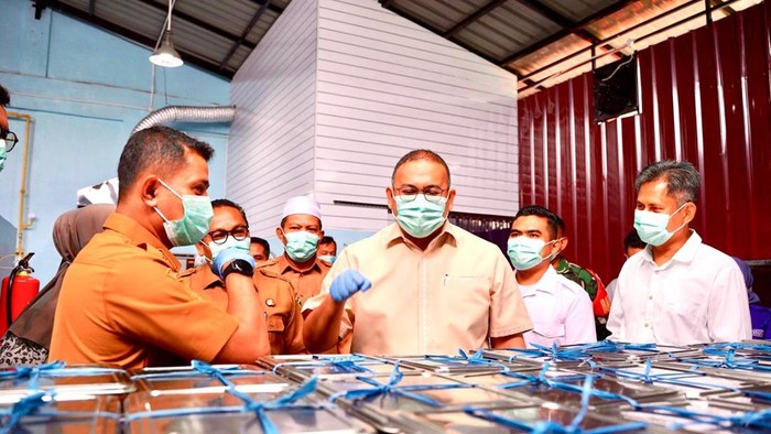 Andre Rosiade tinjau SPPG di Kabupaten Solok