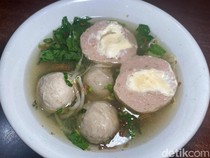 Di Jaksel Ada Bakso Keju hingga Mie Ayam Taichan Favorit Artis