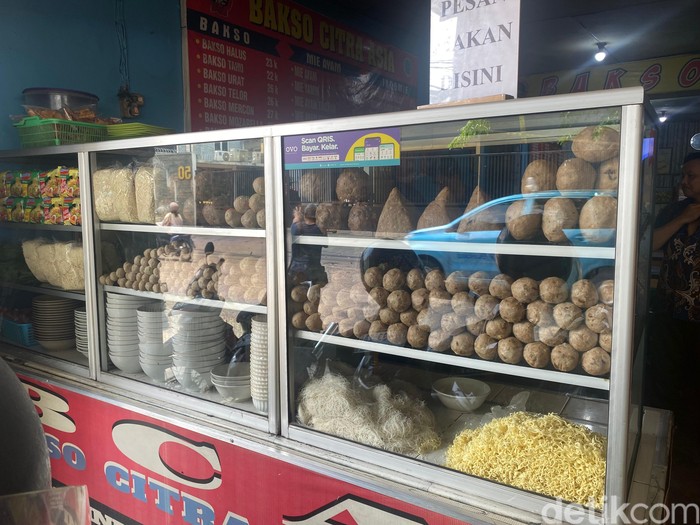 Bakso Citra Asia Bakso Citra Asia: bakso populer di Jakarta Selatan yang jadi langganan artis