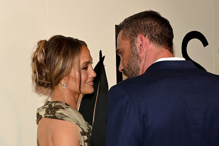 Jennifer Lopez dan Ben Affleck menghadiri pemutaran film 