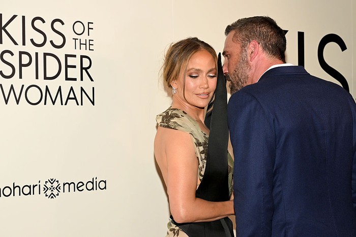 Jennifer Lopez dan Ben Affleck menghadiri pemutaran film 