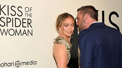 Momen Mesra Jennifer Lopez dan Ben Affleck setelah Cerai