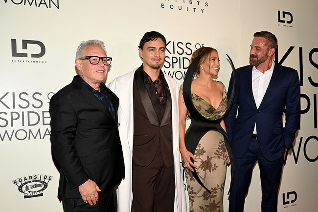 J.Lo juga memberikan penghargaan kepada mantan suaminya dalam wawancara terpisah dengan acara Today. “Kalau bukan karena Ben, film ini mungkin tidak akan pernah dibuat. Saya akan selalu memberikan kredit itu padanya,” katanya. Foto: Getty Images/Slaven Vlasic