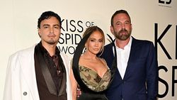 Momen Mesra Jennifer Lopez dan Ben Affleck setelah Cerai