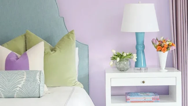 5 Inspirasi Cat Dinding yang Unik dari Motif Marmer hingga Ombre