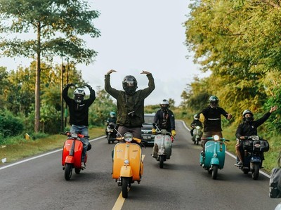 Mari Berscooter Bandung