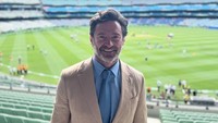 Hugh Jackman yang dikenal dengan perannya sebagai Wolverine sering mebmagikan kelgiatan di luar akting dalam akun Instagramnya.