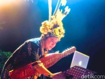 Persiapan Maestro Sape Uyau Moris Kolaborasi dengan Slank di Irau Malinau