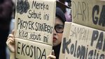 Kantor Menteri ATR/BPN Nusron Wahid Didemo Warga Papua