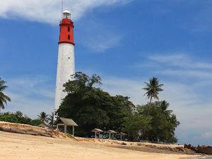 Menengok Mercusuar Legendaris di Ujung Barat Pulau Bangka