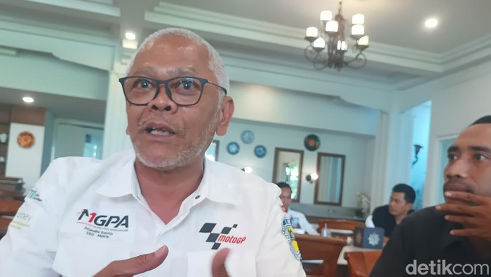 Direktur Utama Mandalika Grand Prix Association (MGPA), Priandhi Satria, saat ditemui awak media, Selasa (7/10/2025). Foto: (Edi Suryansyah/detikBali)