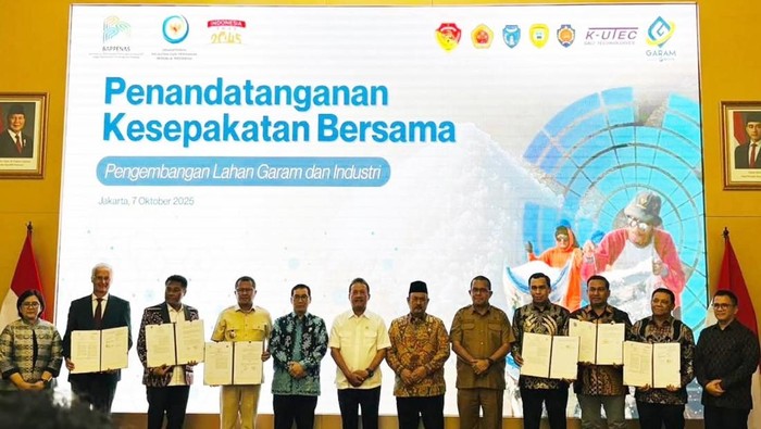 Suasana saat penandatangan MoU dengan K-Utech Salt Technology Germany dan PT Garam di Jakarta, Selasa (7/10/2025).