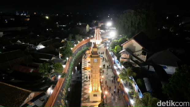 Keramaian Pahlawan Street Center Madiun