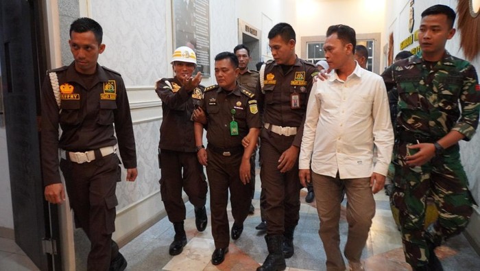 ASN di Way Kanan, Lampung, diamankan karena menyamar sebagai jaksa hendak temui Bupati OKI, Sumsel