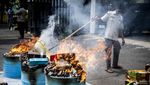 Puluhan Ribu Botol Miras dan Rokok Ilegal Dimusnahkan Kejari Semarang