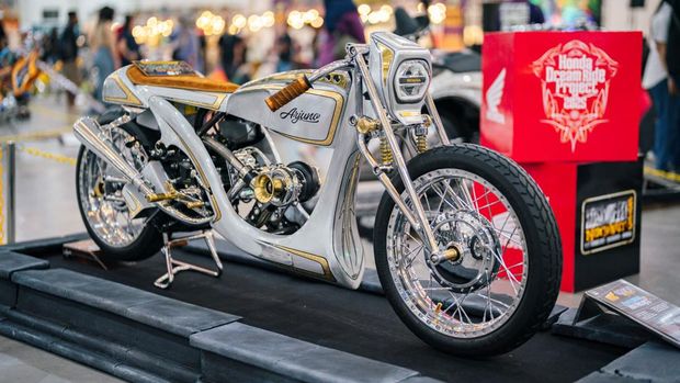 Ragam modifikasi Honda Stylo 160 di acara Kustomfest Yogyakarta 2025