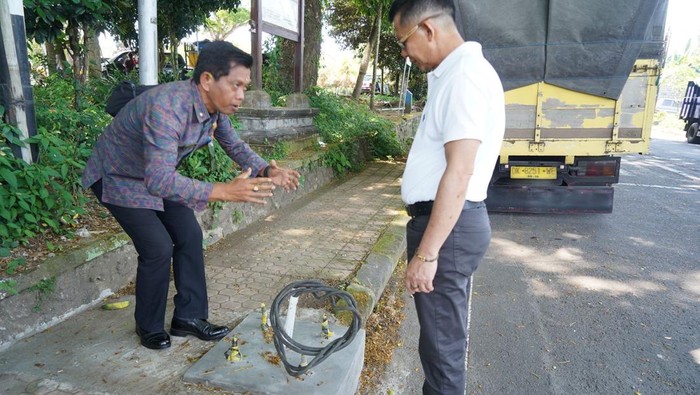 Bupati-Wakil Bupati lakukan inspeksi pembangunan Infrastruktur di Klungkung, Selasa (7/10/2025).