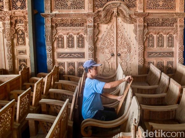 Trump Terapkan Tarif 50 Persen Furnitur Impor, Industri Mebel RI Terancam