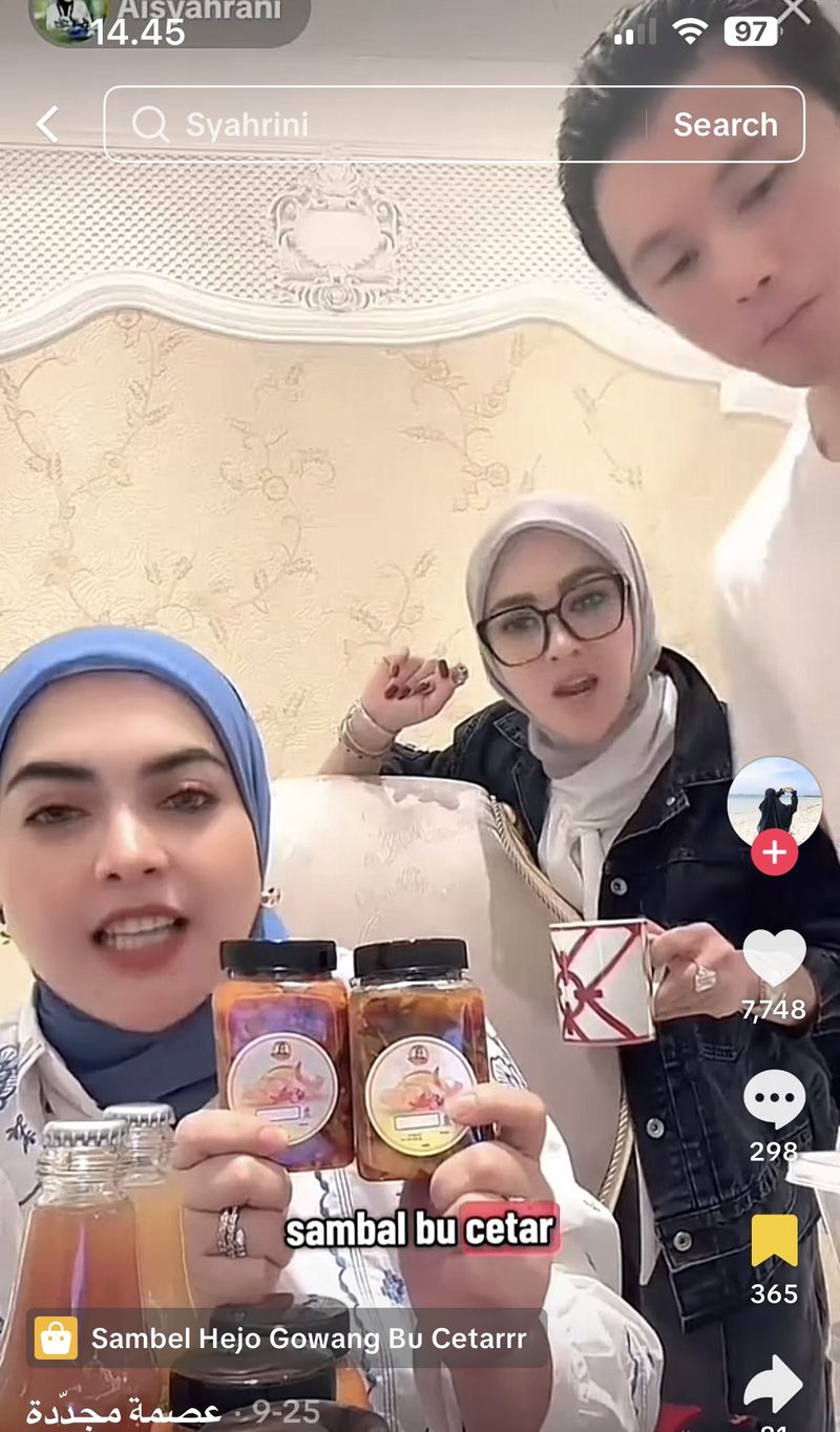 Aksi Aisyahrani, Adik Princess Syahrini Saat Jualan Sambal hingga Peyek