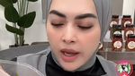 Aksi Aisyahrani, Adik Princess Syahrini Saat Jualan Sambal hingga Peyek