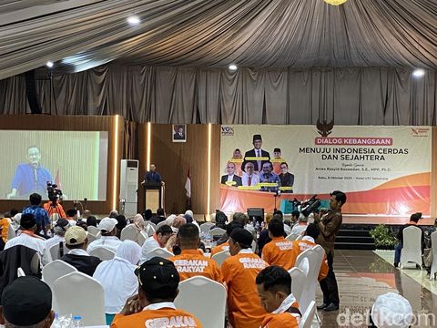 Anies Baswedan di Hotel UTC Semarang, Kelurahan Petompon, Kecamatan Gajahmungkur, Rabu (8/10/2025).