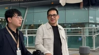 Dalam akun Instagram pribadinya, Ari Wibowo memperlihatkan bagaimana dari awal persiapan sampai tindakan prosedur facelift. Foto: Instagram @ariwibowo_official