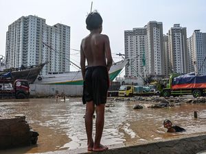 Peringatan Banjir Pesisir Jakarta 1-10 Desember, Waspada!