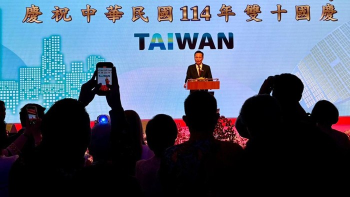 Representative of Taipei Economic and Trade Office in Indonesia Bruce Hung dalam perayaan hari nasional Taiwan di Jakarta.