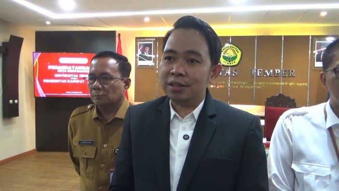 Bupati Jember Muhammad Fawait