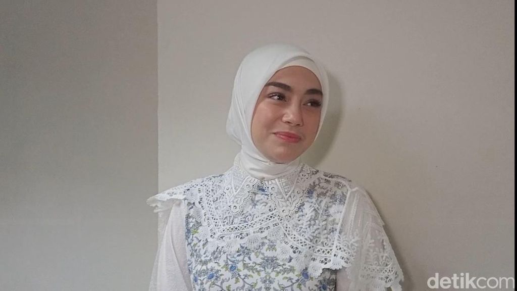 Celine Evangelista tentang Perjalanan Spiritual yang Membawa Kedamaian