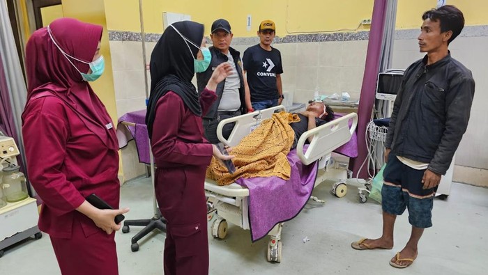 pecnuri getah karet di Prabumulih dirawat di rumah sakit usai diamuk massa