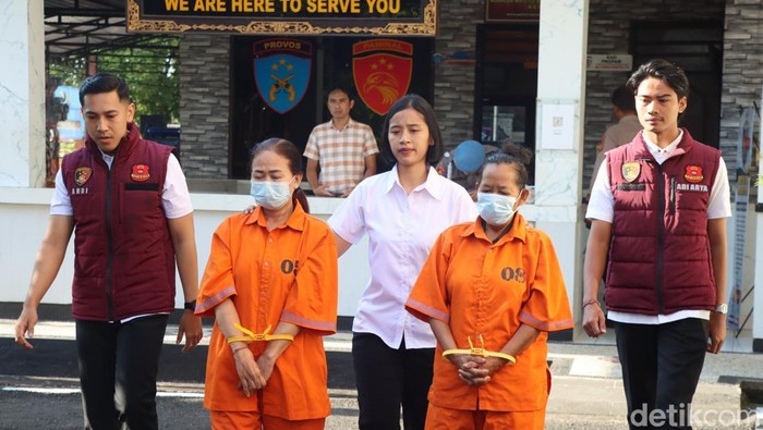 Dua wanita ditetapkan sebagai tersangka korupsi dana nasabah LPD Desa Adat Beluhu, Karangasem, dengan modus kredit fiktif, Rabu (8/10/2025).