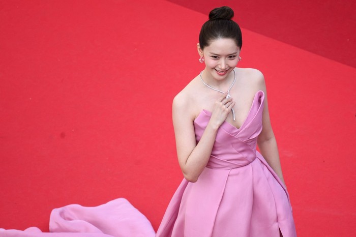 Penyanyi Korea Yoona tiba untuk pemutaran film 