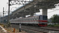 Kementerian Perhubungan (Kemenhub) bersama Pemerintah Provinsi Jakarta meminta PT KAI (Persero) menyelesaikan Stasiun kereta rel listrik (KRL) baru di Jakarta International Stadium (JIS), Jakarta Utara.