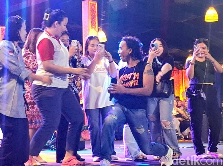 Potret Keseruan Konser Slank di Irau Malinau