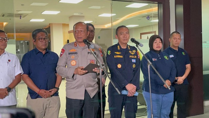 Kapolda Jatim Irjen Nanang Avianto