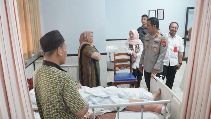 Kapolresta jenguk korban Ponpes di Sidoarjo
