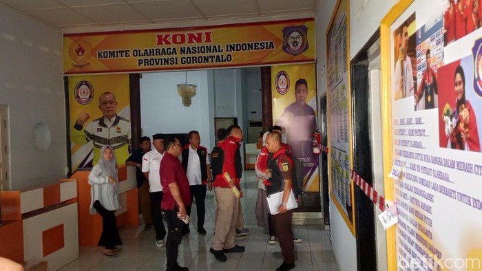 Kejaksaan Tinggi (Kejati) Provinsi Gorontalo menggeledah kantor Komite Olahraga Nasional Indonesia (KONI) Provinsi Gorontalo.
