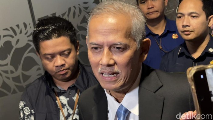 Ketua LPS Anggito Abimanyu