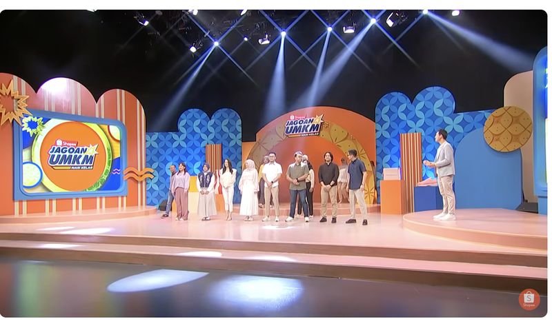 Kompetisi Shopee Jagoan UMKM Naik Kelas resmi dimulai dengan penayangan dua episode perdana yang langsung menghadirkan gebrakan penuh emosi pada Minggu, 5 Oktober lalu.