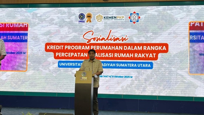 Maruarar Sirait saat menghadiri acara sosialisasi di UMSU. (Foto: Finta Rahyuni/detikSumut)