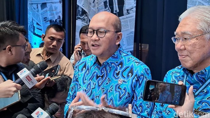 Menteri Investasi Rosan Roslaeni