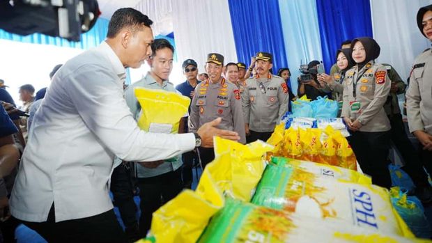 Momen tanam serentak jagung kuartal IV di Tigaraksa, Tangerang, Banten, Rabu (8/10/2025).