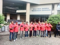 Menkeu Purbaya Jadi Harapan Baru Eks Karyawan PT Kertas Leces