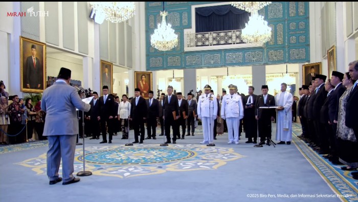 Pelantikan di Istana Negara